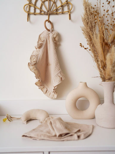 Mull-Schnullertuch Rüschen Beige